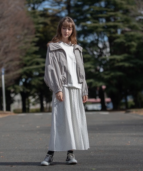OUTDOOR PRODUCTS APPAREL（アウトドアプロダクツアパレル）の「ショート丈　バルーンスリーブ　マウンテンパーカー（マウンテンパーカー・レディース・ブラック/カーキ/ライトベージュ/アイボリー・MEDIUM）」の22枚目の写真