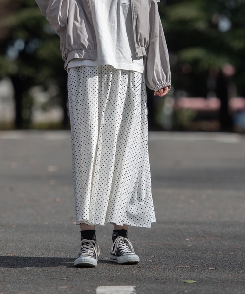 OUTDOOR PRODUCTS APPAREL（アウトドアプロダクツアパレル）の「ショート丈　バルーンスリーブ　マウンテンパーカー（マウンテンパーカー・レディース・ブラック/カーキ/ライトベージュ/アイボリー・MEDIUM）」の12枚目の写真