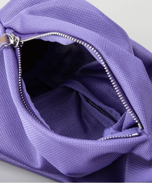 LE VERNIS（ル・ベルニ）の「LE VERNIS(ル・ベルニ)メッシュラップバッグ（ハンドバッグ・レディース・イエロー/パープル/ブラック/ベージュ・FREE）」の13枚目の写真