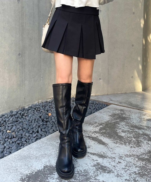 one after another NICE CLAUP（ワンアフターアナザーナイスクラップ）の「プリーツショートスカパン　2023SS（その他パンツ・レディース・ブラック/アイボリー/ブラック系その他・FREE）」の7枚目の写真