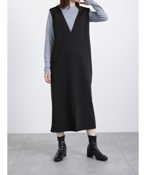 Samansa Mos2 blue(サマンサモスモスブルー)の「Vネックジャンスカ(ワンピース・レディース・ブラック/ダークブラウン/モカ・フリ-)」の4枚目の写真