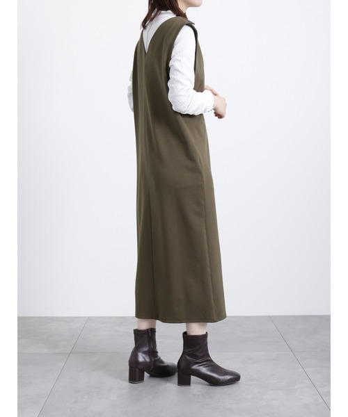 Samansa Mos2 blue(サマンサモスモスブルー)の「Vネックジャンスカ(ワンピース・レディース・ブラック/ダークブラウン/モカ・フリ-)」の5枚目の写真