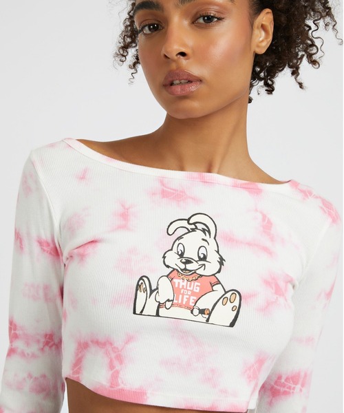 Guess（ゲス）の「GUESS X BRANDALISED(R) WITH GRAFFITI BY BANKSY L/S Bunny Rib Top（その他トップス・レディース・エメラルド/ピンク・X-SMALL/MEDIUM/SMALL）」の12枚目の写真