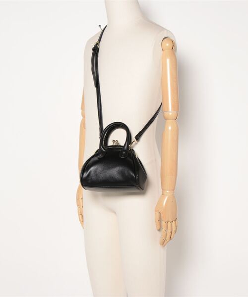 Q(キュー)の「がま口ミニバッグ(ショルダーバッグ・レディース・黄緑系/ピンクベージュ/ブラック/マスタード/アイボリー・ONE SIZE)」の13枚目の写真