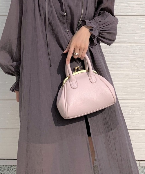 Q(キュー)の「がま口ミニバッグ(ショルダーバッグ・レディース・黄緑系/ピンクベージュ/ブラック/マスタード/アイボリー・ONE SIZE)」の18枚目の写真