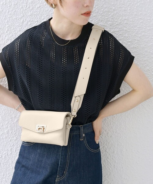 SHIPS any（シップス エニィ）の「SHIPS any: ポシェット ワイド ショルダー バッグ（ショルダーバッグ・レディース・ブラック/ベージュ/グリーン/オフホワイト/レッド/オレンジ/ナチュラル・ONE SIZE）」の2枚目の写真