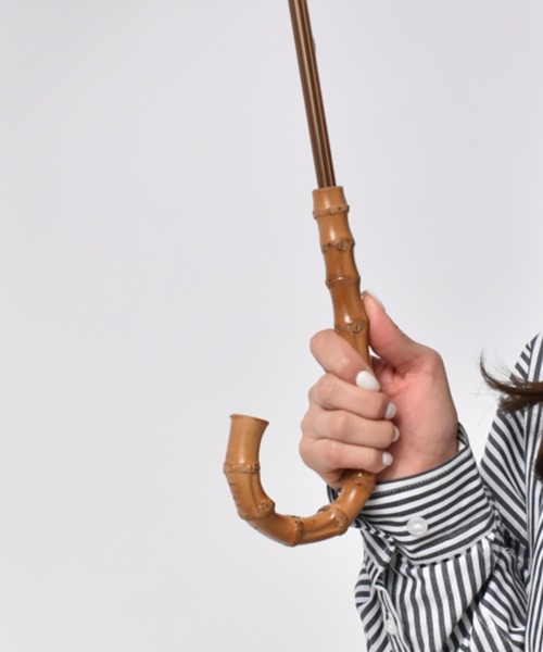 Waterfront（ウォーターフロント）の「ビニール傘　10本骨　クリアライトパイピングカラー（長傘・レディース・パープル/ブルー/ブラウン系その他・FREE）」の16枚目の写真