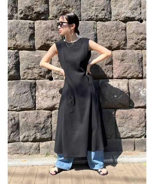 Ungrid(アングリッド)の「【WEB限定】ワッフルカットフレアワンピース(ワンピース・レディース・ブラック/ブルー/オフホワイト/ピンク・FREE)」の3枚目の写真