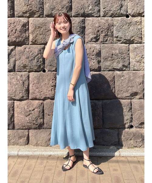 Ungrid(アングリッド)の「【WEB限定】ワッフルカットフレアワンピース(ワンピース・レディース・ブラック/ブルー/オフホワイト/ピンク・FREE)」の17枚目の写真