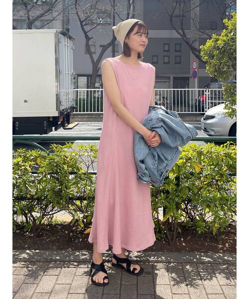 Ungrid(アングリッド)の「【WEB限定】ワッフルカットフレアワンピース(ワンピース・レディース・ブラック/ブルー/オフホワイト/ピンク・FREE)」の21枚目の写真