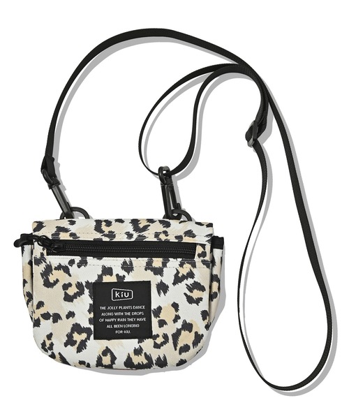 KiU(キウ)の「600D ウォーターリペレントショルダーポーチ(ショルダーバッグ・レディース・ブラック/キャメル/レオパード/アニマル/カラフル・FREE)」の4枚目の写真