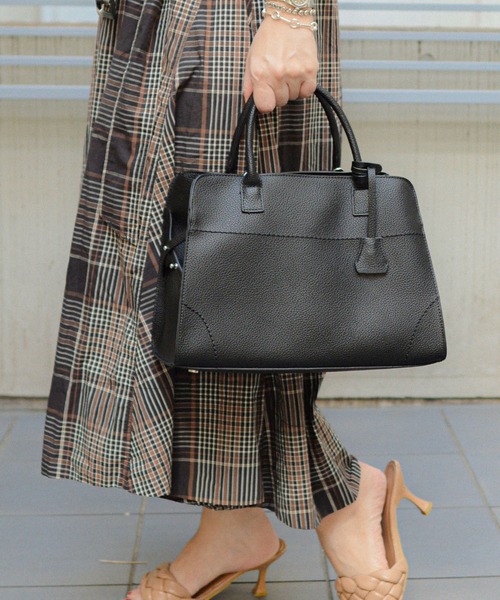 styiro（スタイロ）の「【軽量】2way ステッチエアリートートバッグ ショルダー付き/A4サイズ（ビジネスバッグ・レディース・ブラック/ブルー/ベージュ系その他/キャメル/アイボリー/ベージュ/ネイビー/ブラウン・FREE）」の12枚目の写真