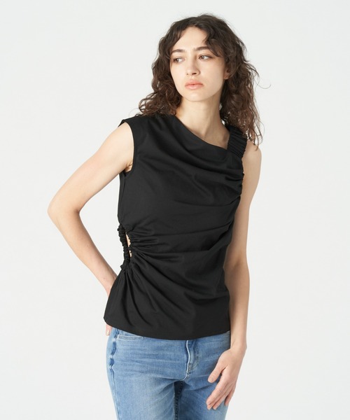 LOVELESS（ラブレス）の「【ドラマ着用商品】カットアウトノースリトップス（Tシャツ/カットソー・レディース・ホワイト系その他/グリーン系その他3/ブラック・34/36）」の2枚目の写真