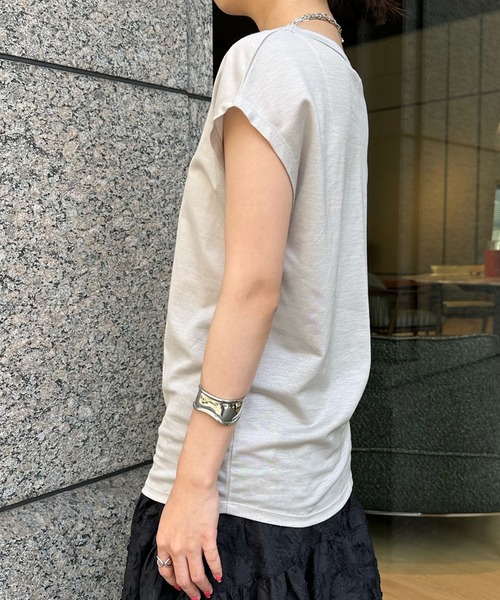 DouDou(ドゥドゥ)の「フレンチT(Tシャツ/カットソー・レディース・オフホワイト/ネイビー/ピンクベージュ/ライトグレー/ブラック・FREE)」の15枚目の写真