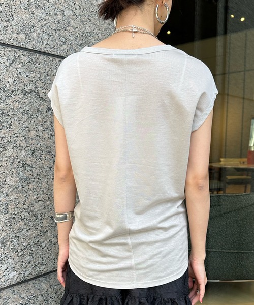 DouDou(ドゥドゥ)の「フレンチT(Tシャツ/カットソー・レディース・オフホワイト/ネイビー/ピンクベージュ/ライトグレー/ブラック・FREE)」の16枚目の写真