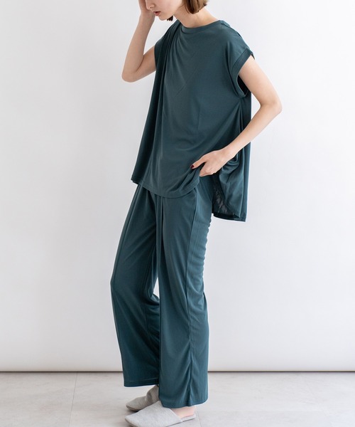 VitaFelice(ヴィータフェリーチェ)の「【セットアイテム】クールタッチブラウス&パンツ セット(セットアップ・レディース・ブラック/ブラウン系その他/ブルー系その他・MEDIUM/LARGE)」の4枚目の写真