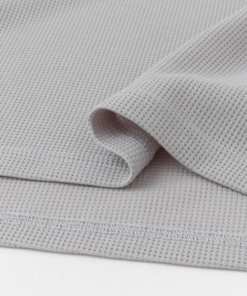 URBAN RESEARCH DOORS（アーバンリサーチドアーズ）の「『吸水速乾』ドライワッフルタンクトップ（タンクトップ・メンズ・グレー/ブラック/ホワイト・MEDIUM/LARGE）」の8枚目の写真