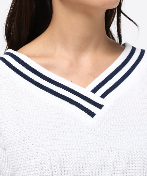 Chico(チコ)の「RIBライン衿TOPS(Tシャツ/カットソー・レディース・ホワイト/モスグリーン・FREE)」の8枚目の写真