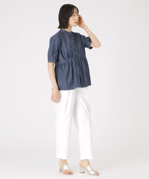 CAST:（キャストコロン）の「【大人気定番】ライトデニムギャザーブラウス（シャツ/ブラウス・レディース・ネイビー・S/M）」の5枚目の写真