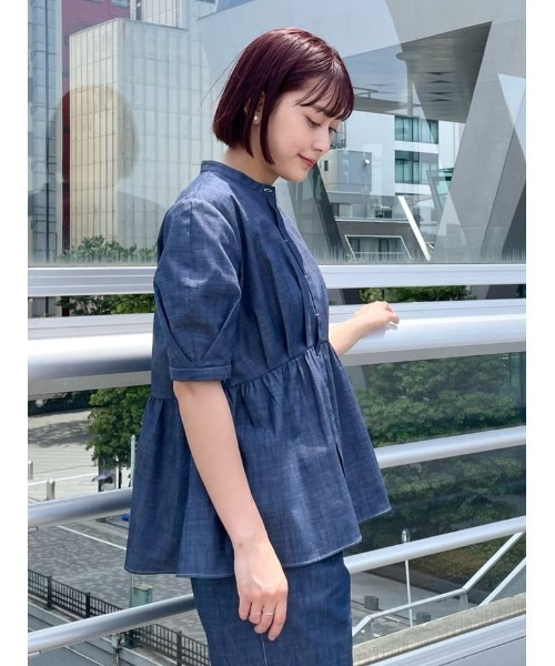 CAST:（キャストコロン）の「【大人気定番】ライトデニムギャザーブラウス（シャツ/ブラウス・レディース・ネイビー・S/M）」の16枚目の写真