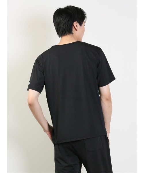 TAKA-Q（タカキュー）の「【WEB限定販売】Holidayout 冷感メッシュ ポケットT(セットアップ可能)（Tシャツ/カットソー・メンズ・イエロー/カーキ/ブラック・MEDIUM/LARGE/X-LARGE）」の14枚目の写真