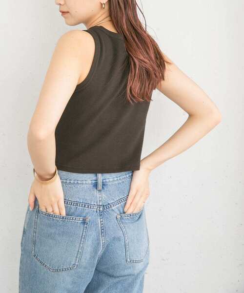 KBF（ケイビーエフ）の「ワッフルクロップドタンクトップ（タンクトップ・レディース・ダークブラウン/グレー/オフホワイト・ONE）」の18枚目の写真