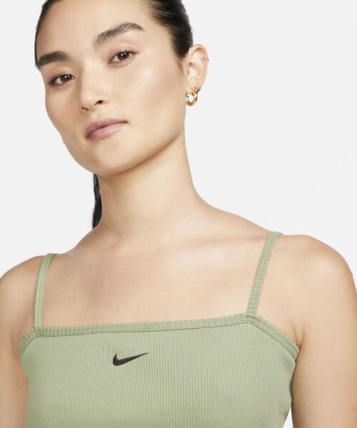 NIKE(ナイキ)の「《セットアップ対応商品》ナイキ スポーツウェア エッセンシャル ウィメンズ リブ クロップトップ / Nike Sportswear Essential Women's Ribbed Cropp Top(キャミソール・レディース・ブラック/オリーブ系・2XL/L/M/S/XL/XS)」の20枚目の写真