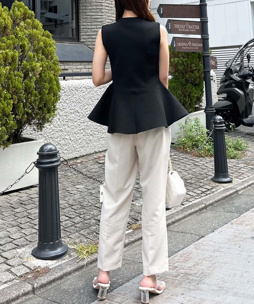 INGNI（イング）の「ペプラムノースリニット（ニット/セーター・レディース・ボルドー/ブラック/オフホワイト・M）」の12枚目の写真