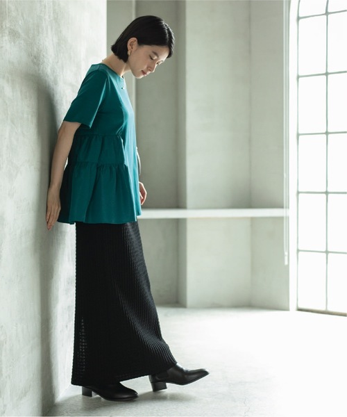 OPAQUE.CLIP(オペークドットクリップ)の「◆Aラインティアードカットソー/シルク調コットン【洗濯機洗い可】(Tシャツ/カットソー・レディース・ブラック/オフホワイト/グリーン/ボルドー・36/38/40/42)」の13枚目の写真