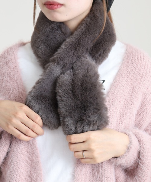 FUNALIVE(ファンアライブ)の「PAGE ONE 差し込みフェイクファーミニティペット(ネックウォーマー/スヌード・レディース・チャコール/ベージュ/グレー/モカ/ブルー/チャコールグレー/ライトグレー/チョコ/ライトベージュ/ブルー系1/アイボリー/グレー系その他/グレー系その他2・FREE)」の18枚目の写真