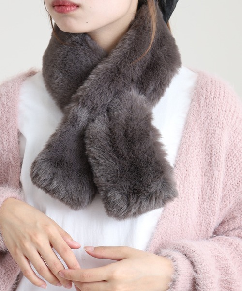 FUNALIVE(ファンアライブ)の「PAGE ONE 差し込みフェイクファーミニティペット(ネックウォーマー/スヌード・レディース・チャコール/ベージュ/グレー/モカ/ブルー/チャコールグレー/ライトグレー/チョコ/ライトベージュ/ブルー系1/アイボリー/グレー系その他/グレー系その他2・FREE)」の20枚目の写真