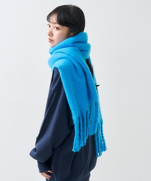 FREAK'S STORE（フリークスストア）の「ボリューム フリンジ マフラー（マフラー・レディース・ブラック/オフホワイト/ピンク/ブルー・ONE SIZE）」の13枚目の写真