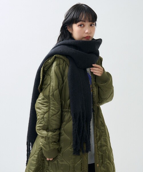 FREAK'S STORE（フリークスストア）の「ボリューム フリンジ マフラー（マフラー・レディース・ブラック/オフホワイト/ピンク/ブルー・ONE SIZE）」の19枚目の写真