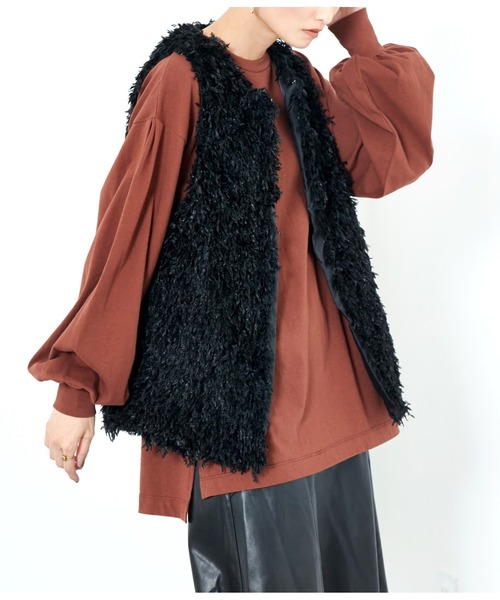 Settimissimo（セッティミッシモ）の「フリンジレースノーカラージレ（ベスト・レディース・ベージュ系その他/ブラック・M）」の2枚目の写真