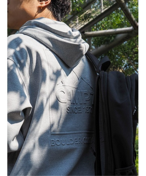 CAMP7（キャンプセブン）の「【CAMP7】バッグエンボスロゴフードスウェットパーカー（パーカー・メンズ・ブラック/オフホワイト/グレー・XL/M/S/L）」の14枚目の写真