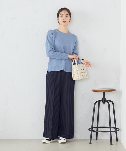 COMME CA ISM(コムサイズム)の「クルーネック カラーニット(ニット/セーター・レディース・パープル系/グリーン/ベージュ/ブラック/サックスブルー/チャコール/グレー/ブルー/ホワイト/ピンク・MEDIUM/LARGE)」の14枚目の写真