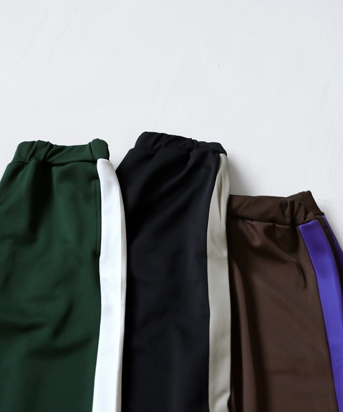 antiqua(アンティカ)の「配色ラインワイドパンツ(その他パンツ・レディース・グリーン系その他/ブラック系その他/ブラウン系その他・FREE)」の4枚目の写真