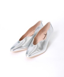 TITE IN THE STORE（ティテ　インザ　ストア）の「フェイクレザーウェーブカットパールパンプス（パンプス）」