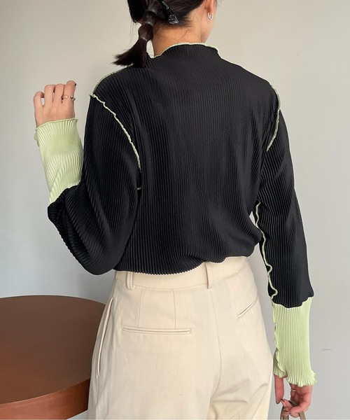 Thevon(ゼボン)の「袖先配色プリーツメロープルオーバー(Tシャツ/カットソー・レディース・グリーン系その他/ブラック・FREE)」の7枚目の写真