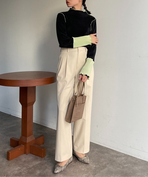 Thevon(ゼボン)の「袖先配色プリーツメロープルオーバー(Tシャツ/カットソー・レディース・グリーン系その他/ブラック・FREE)」の9枚目の写真