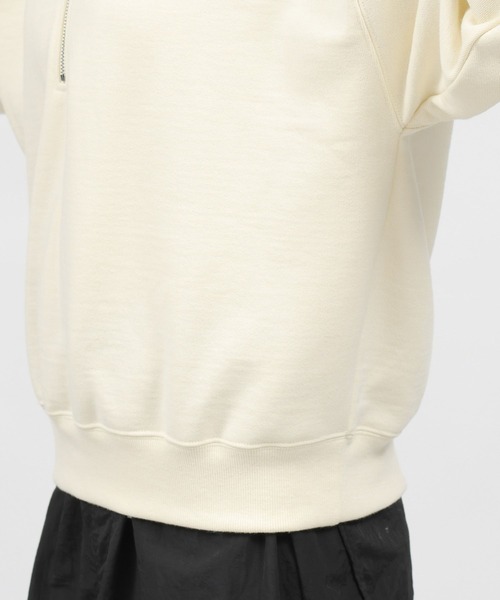 LAKOLE（ラコレ）の「ハーフジップスウェットプルオーバー / 985813（スウェット・レディース・グレー/アイボリー/チャコールグレー・SMALL/MEDIUM）」の18枚目の写真