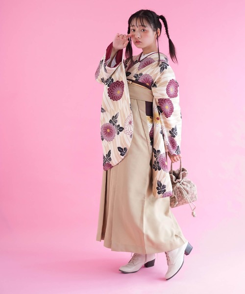 utatane（ウタタネ）の「袴セット ニコアンティーク ベージュ矢絣と 
