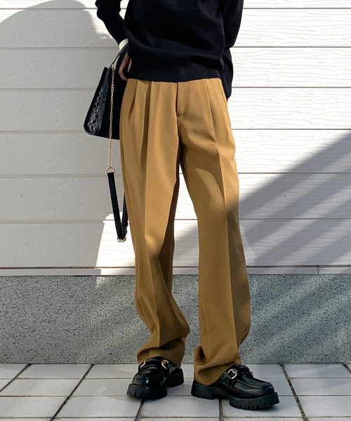 Q（キュー）の「ツータックマニッシュパンツ（その他パンツ・レディース・キャメル/チャコールグレー・SMALL/MEDIUM）」の22枚目の写真