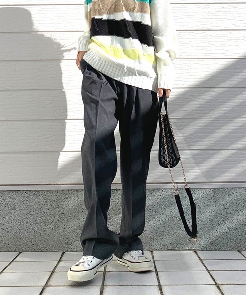 Q（キュー）の「ツータックマニッシュパンツ（その他パンツ・レディース・キャメル/チャコールグレー・SMALL/MEDIUM）」の4枚目の写真