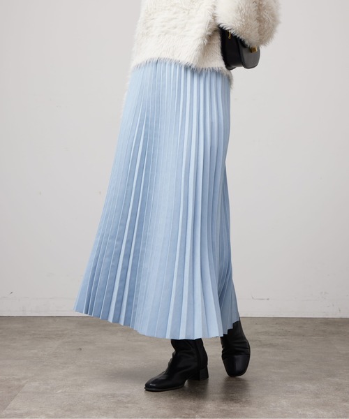 Chez toi（シェトワ）の「ピーチスキンプリーツスカート（スカート・レディース・チャコールグレー/イエロー/サックスブルー・FREE）」の3枚目の写真