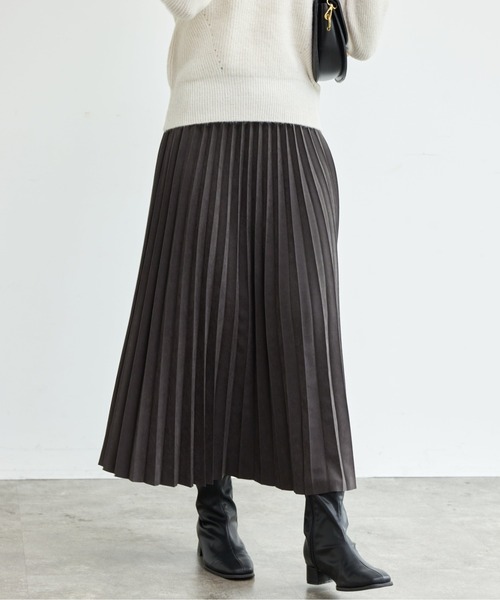 Chez toi（シェトワ）の「ピーチスキンプリーツスカート（スカート・レディース・チャコールグレー/イエロー/サックスブルー・FREE）」の12枚目の写真