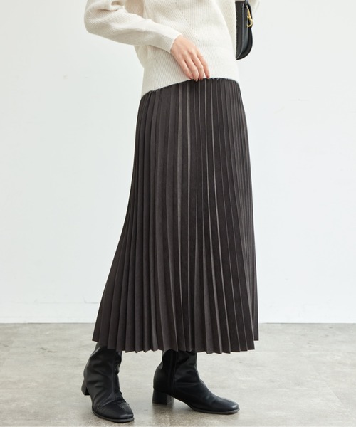 Chez toi（シェトワ）の「ピーチスキンプリーツスカート（スカート・レディース・チャコールグレー/イエロー/サックスブルー・FREE）」の14枚目の写真