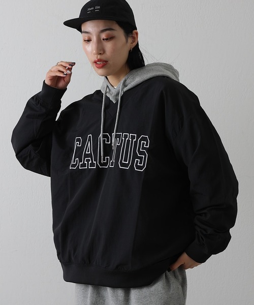 COLONY 2139（コロニートゥーワンスリーナイン）の「ナイロンタスランロゴプルオーバー（Tシャツ/カットソー・メンズ・ホワイト/ブラック・MEDIUM/LARGE）」の2枚目の写真