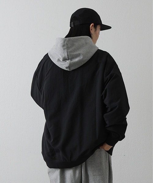 COLONY 2139（コロニートゥーワンスリーナイン）の「ナイロンタスランロゴプルオーバー（Tシャツ/カットソー・メンズ・ホワイト/ブラック・MEDIUM/LARGE）」の13枚目の写真