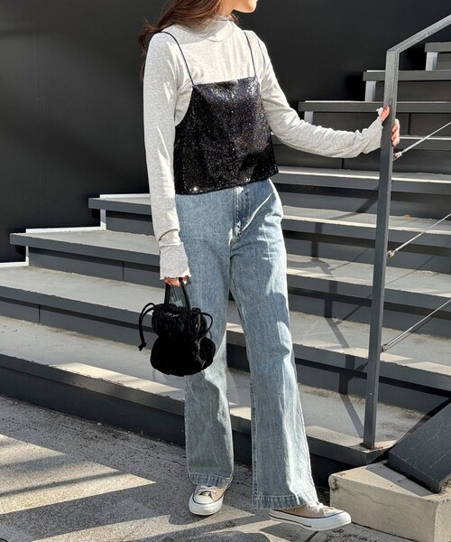 fredy emue（フレディエミュ）の「スパンコールキャミビスチェ（シャツ/ブラウス・レディース・シルバー/ブラック/サックスブルー・38）」の8枚目の写真